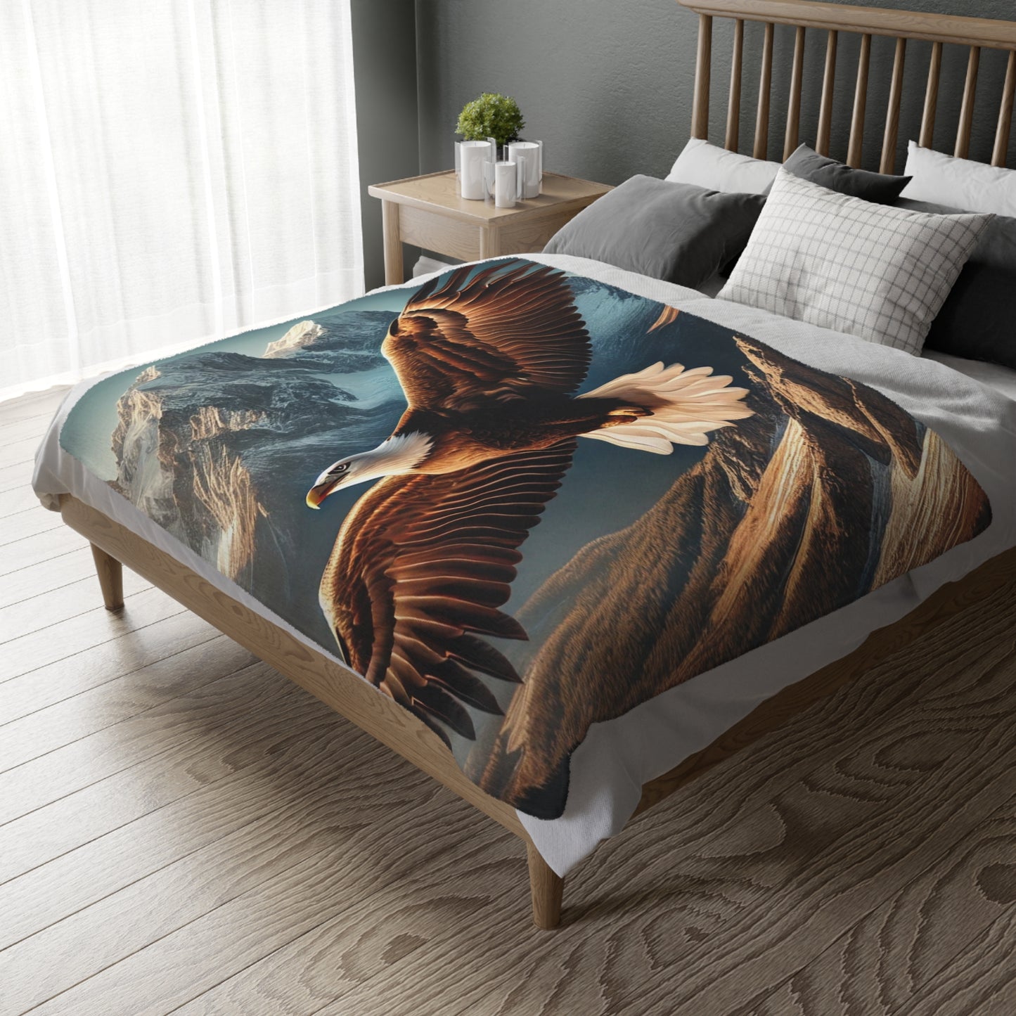 Bald Eagle Velveteen Plush Blanket | Cozy Lap Quilt & Soft Bedding | Winter Home Decor | Gift for Nature Lovers